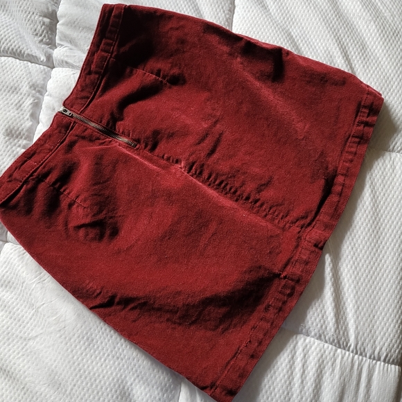 Mossimo size 4 skirt - Picture 3 of 3